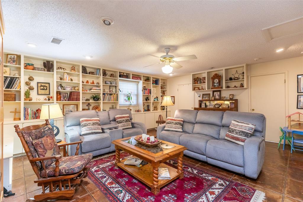 1410 Tanglewood Road Property Photo 21