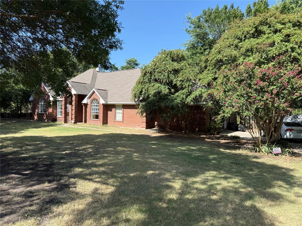 218 Holder Trail Property Photo 1
