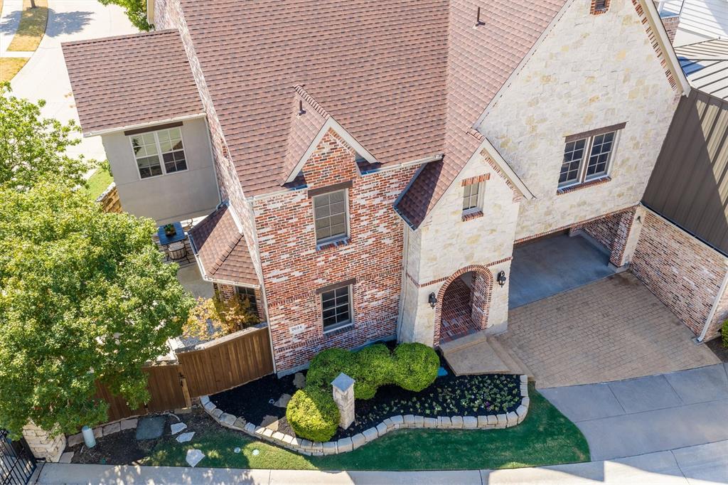 2624 Grail Maiden Court Property Photo 4