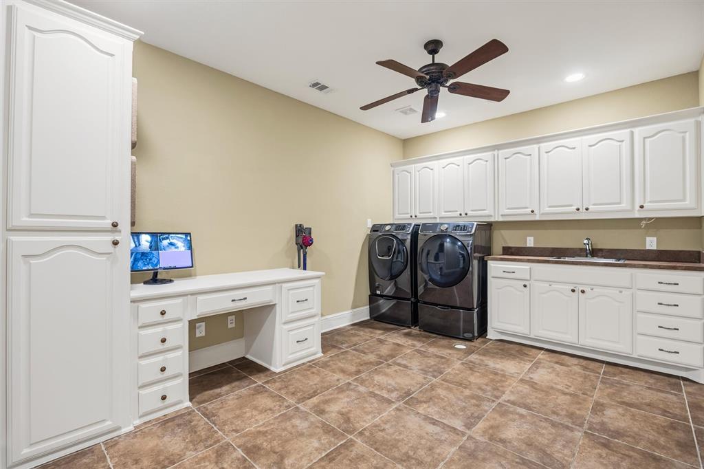 2624 Grail Maiden Court Property Photo 24