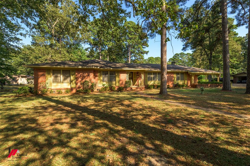 205 7th Street Property Photo 1