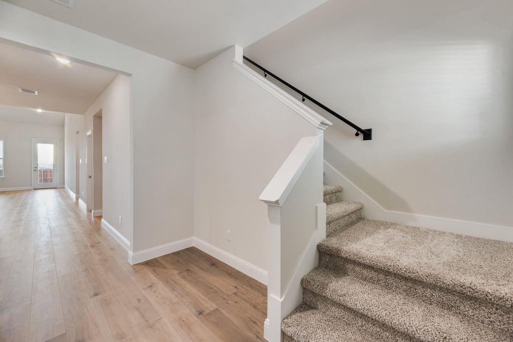 1050 Birdie Street Property Photo 20