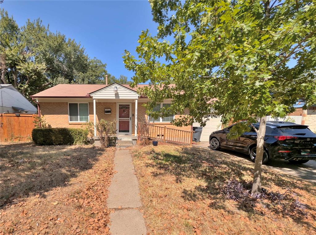 2723 Grayson Drive Property Photo 1