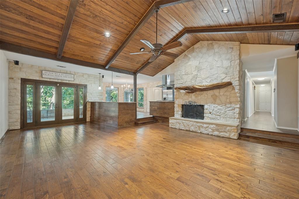 2821 Buffalo Court Property Photo 2