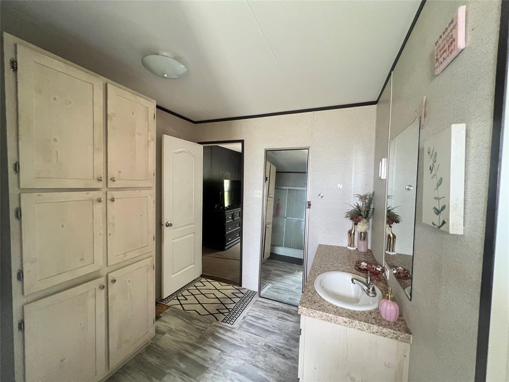 806 S 3rd Street 6 Property Photo 19
