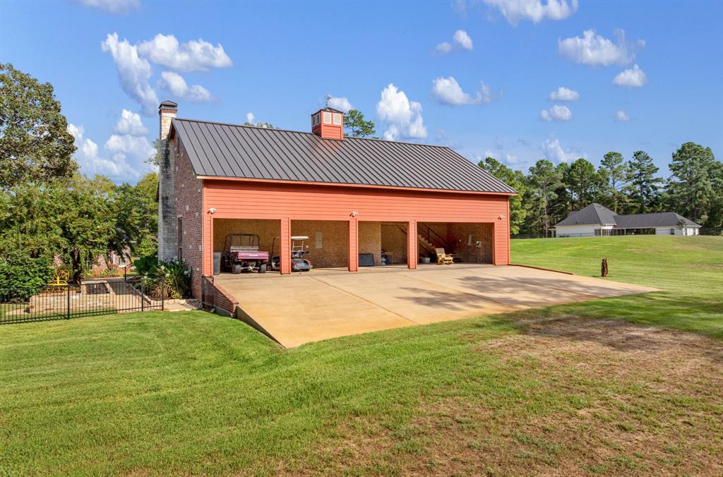 1125 County Road 1401 Property Photo 39
