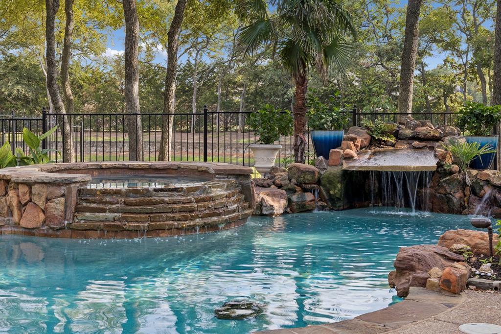 505 King Ranch Road Property Photo 2