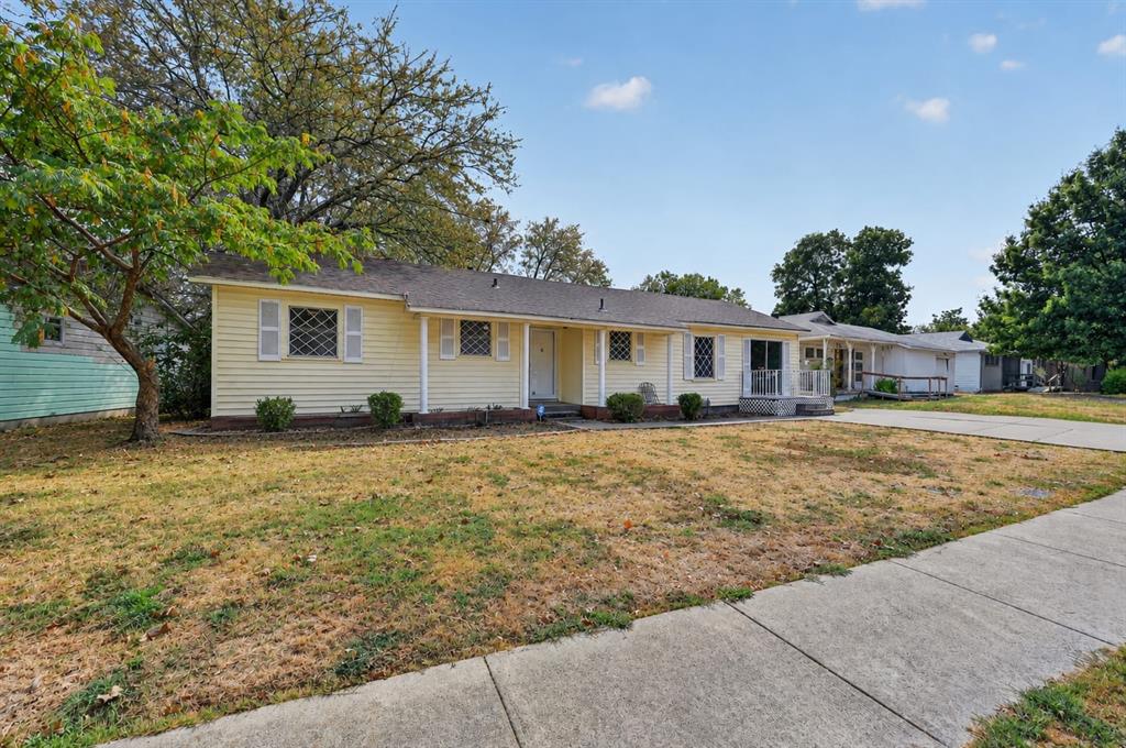 5008 Monna Street Property Photo 1