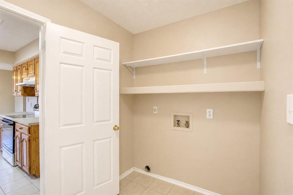 7724 Pebblebrook Drive Property Photo 13