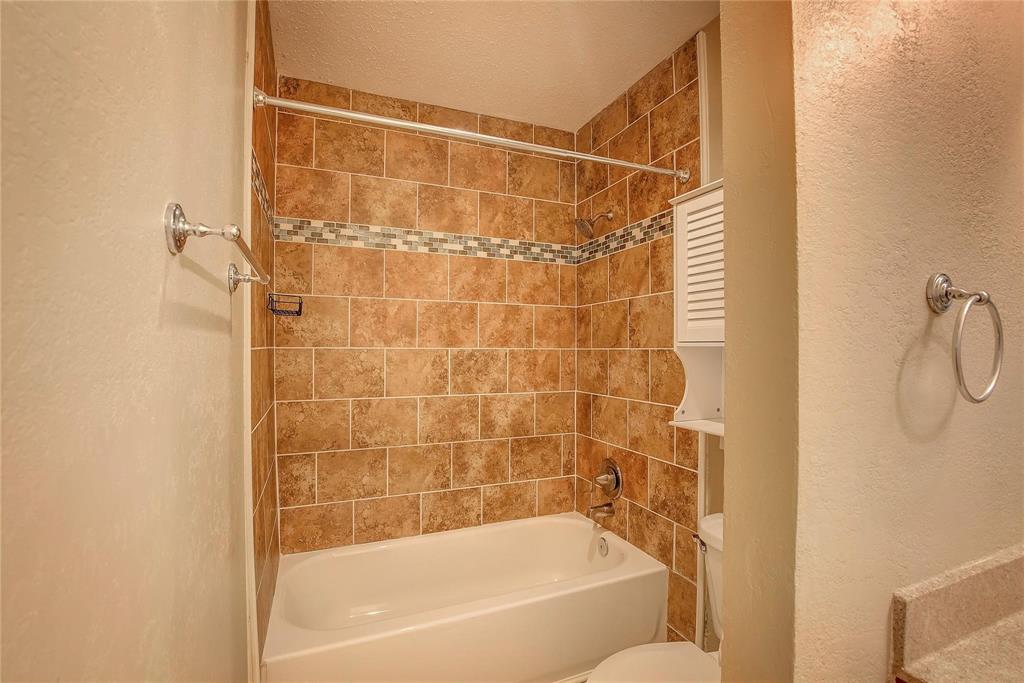 7724 Pebblebrook Drive Property Photo 20