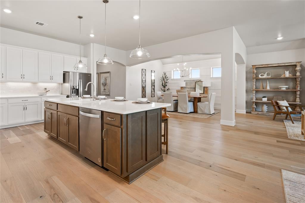 718 Soprano Drive Property Photo 3