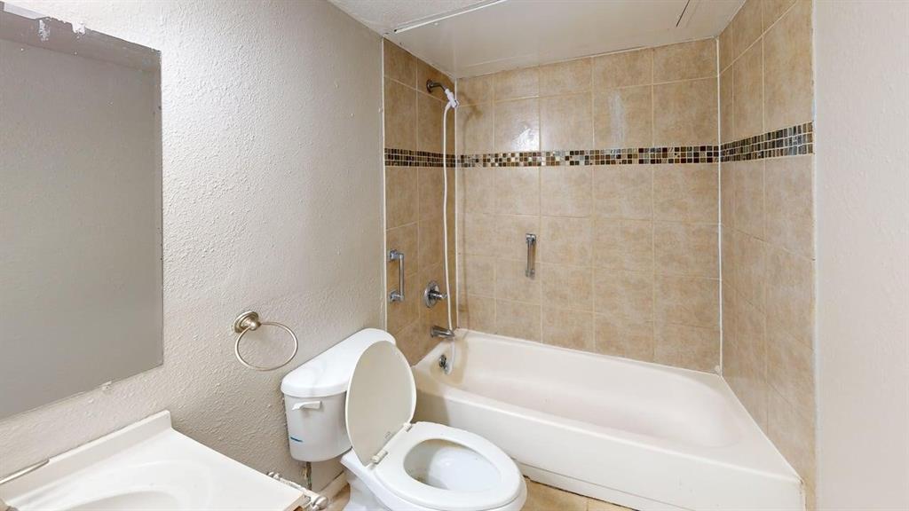 8110 Skillman Street 1016 Property Photo 7