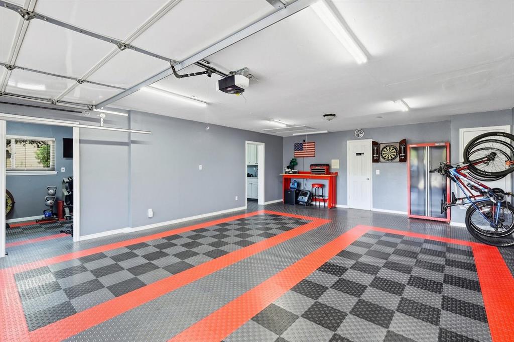 3801 Post Oak Road Property Photo 6