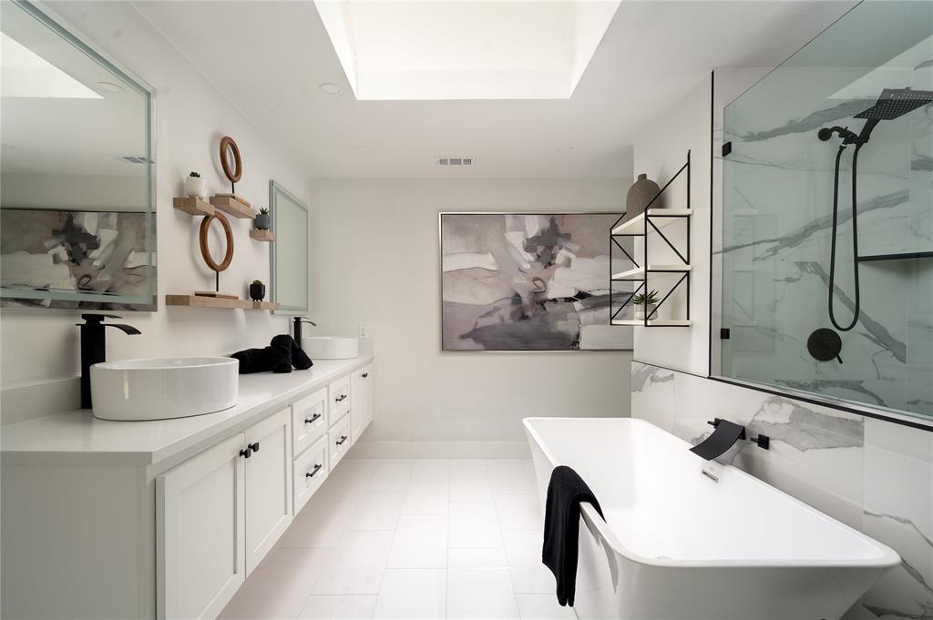 16106 Shadybank Drive Property Photo 14