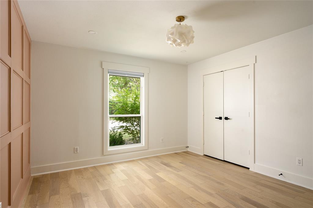 16106 Shadybank Drive Property Photo 21