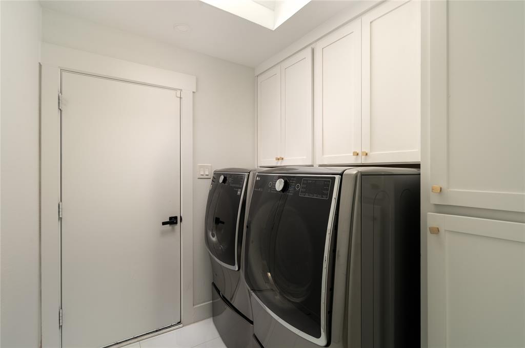 16106 Shadybank Drive Property Photo 24