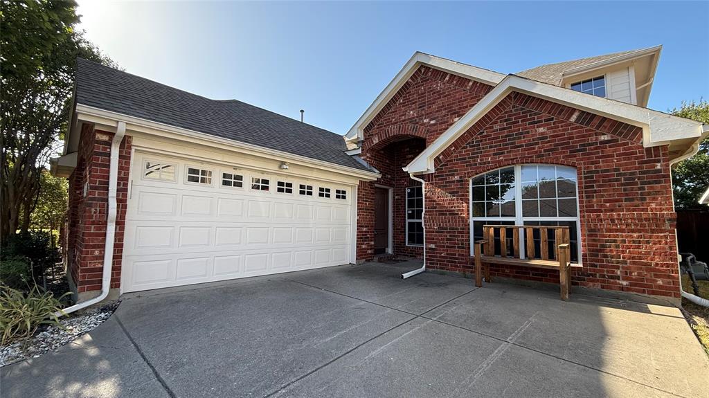 8409 Laughing Waters Trail Property Photo 3