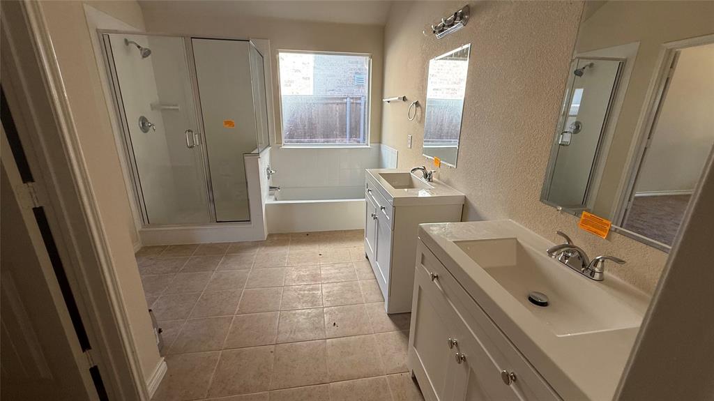 8409 Laughing Waters Trail Property Photo 15