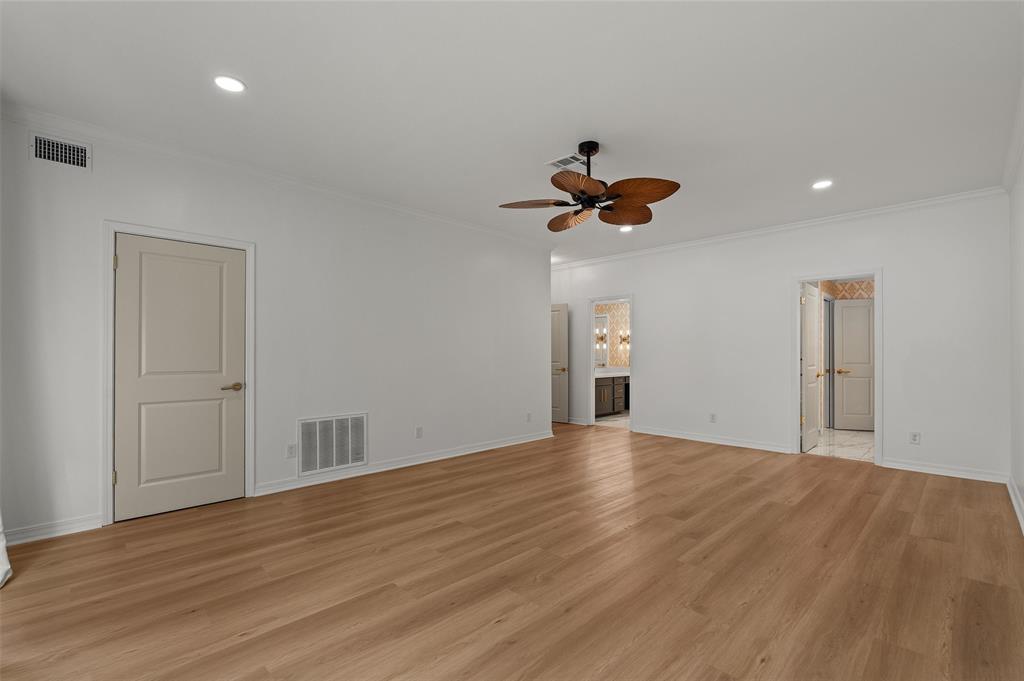 300 Pierremont Road 23 Property Photo 17
