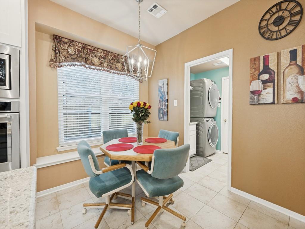 9124 Chardin Park Drive Property Photo 8