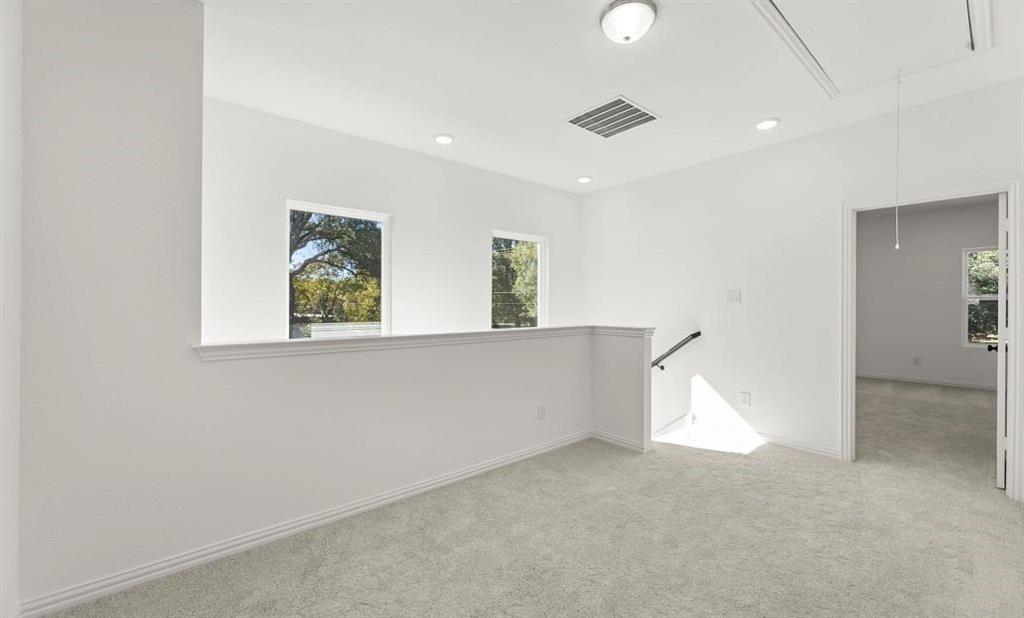2509 Lost Maples Lane Property Photo 15