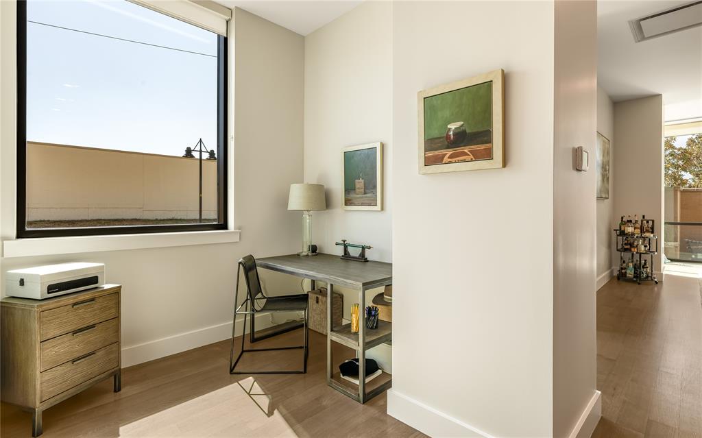 5656 N Central Expressway 103 Property Photo 10