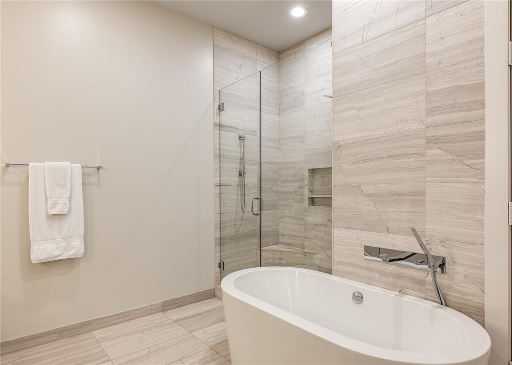 5656 N Central Expressway 103 Property Photo 15
