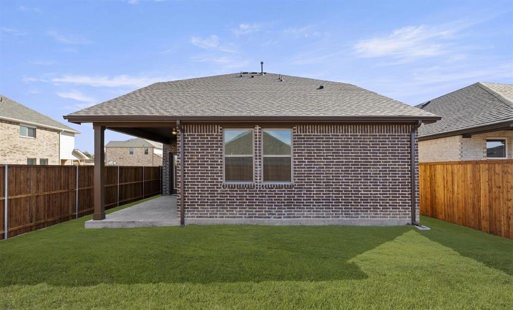 3648 Castle Drive Property Photo 3