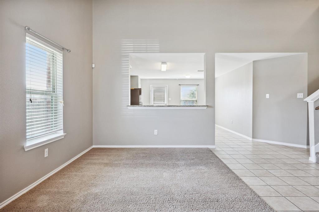 1180 Wentworth Way Property Photo 7