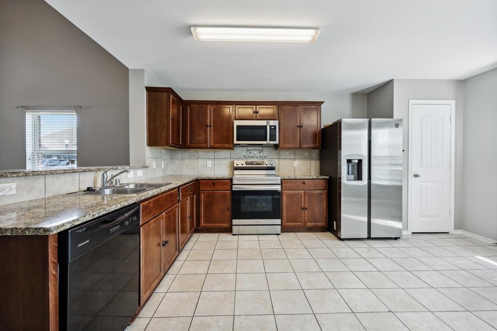1180 Wentworth Way Property Photo 11