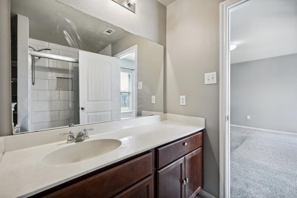 1180 Wentworth Way Property Photo 20