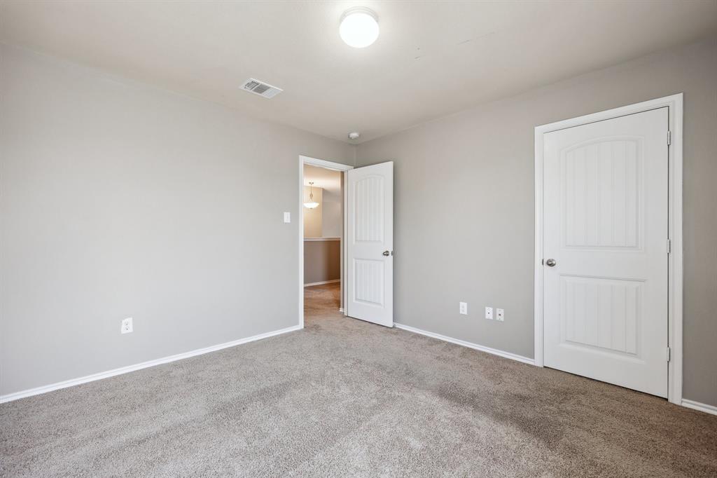 1180 Wentworth Way Property Photo 25