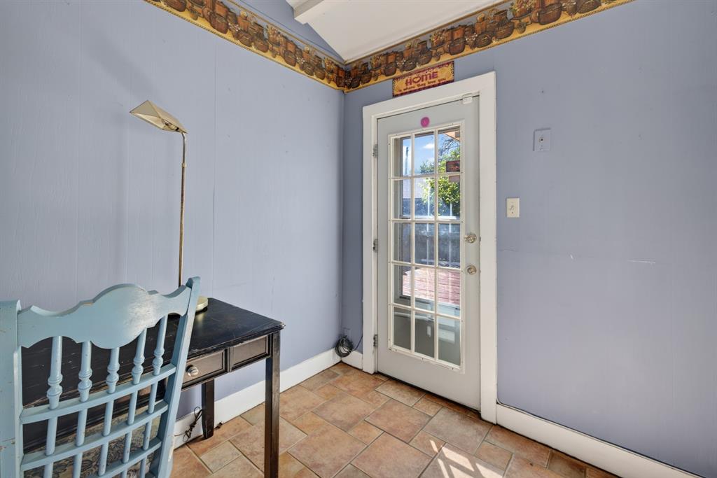 1018 Grand Avenue Property Photo 16