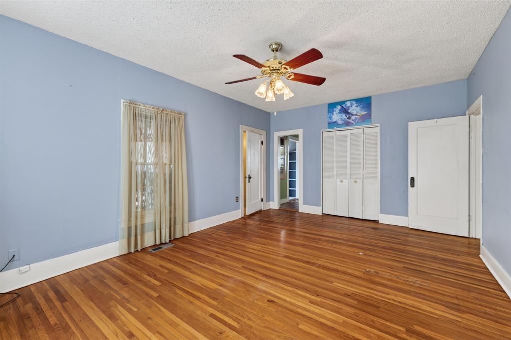 1018 Grand Avenue Property Photo 19