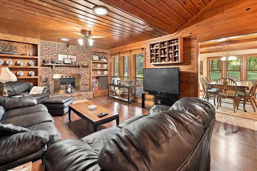 1135 County Road 2332 Property Photo 12