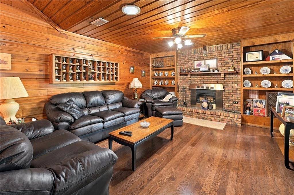 1135 County Road 2332 Property Photo 13