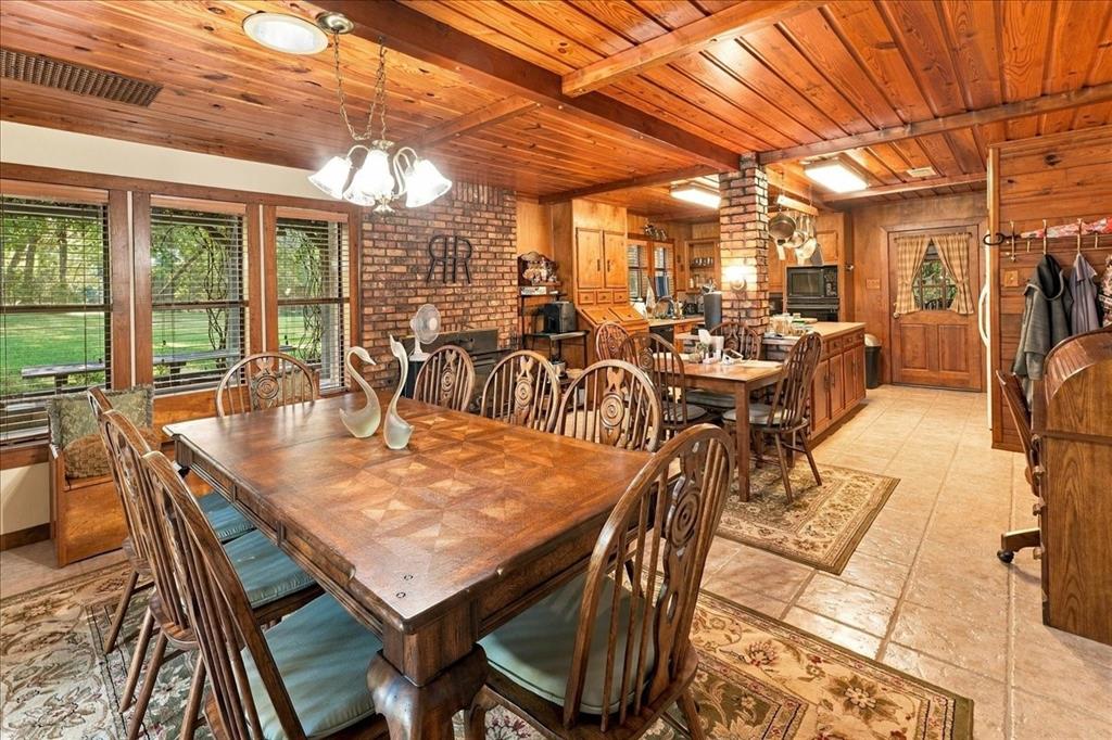 1135 County Road 2332 Property Photo 20
