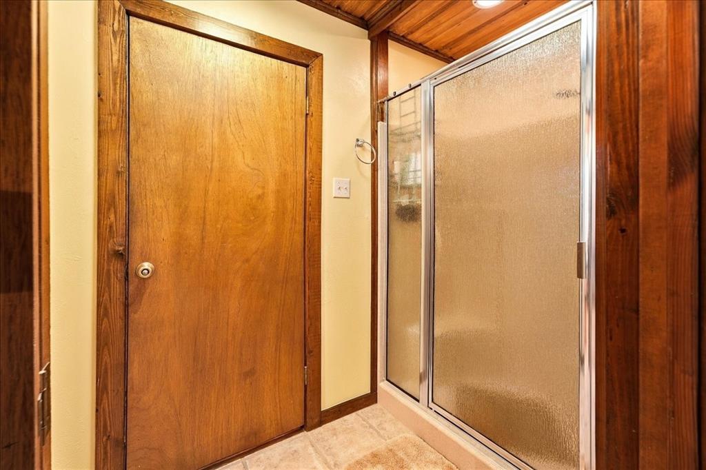 1135 County Road 2332 Property Photo 29