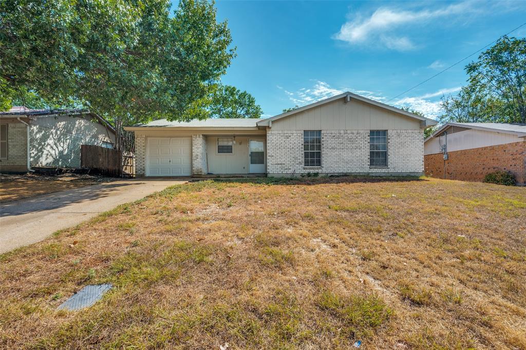 1211 Neptune Drive Property Photo 1