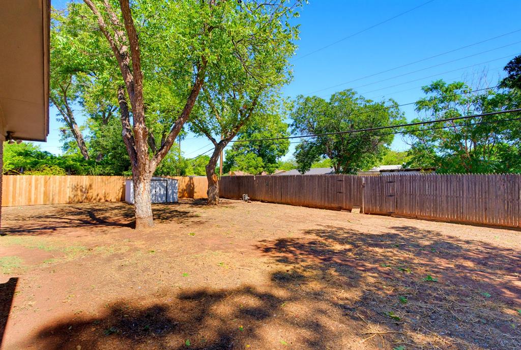 2517 S Elmwood Property Photo 39