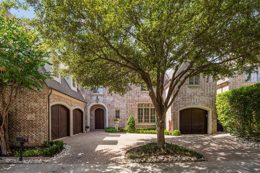 6 Bluff Park