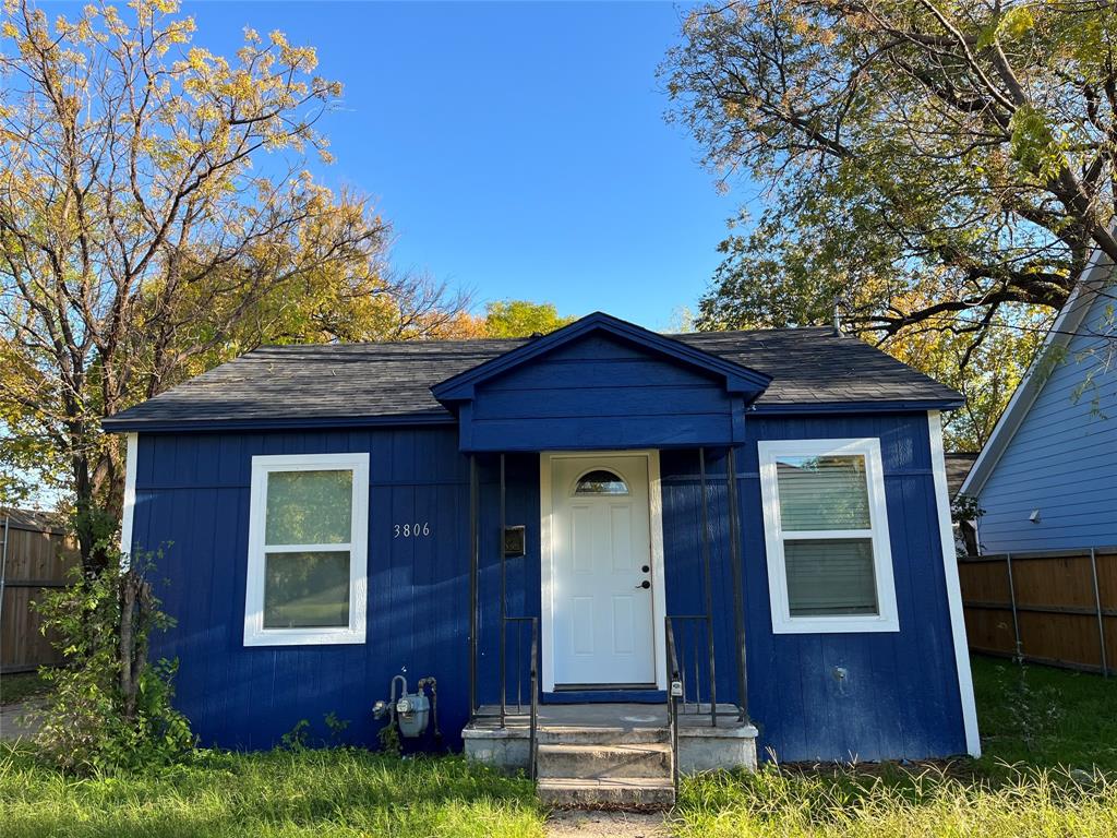 3806 Pine Street Property Photo 1