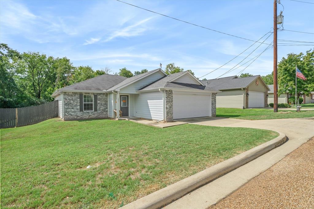 541 Foster Property Photo 24