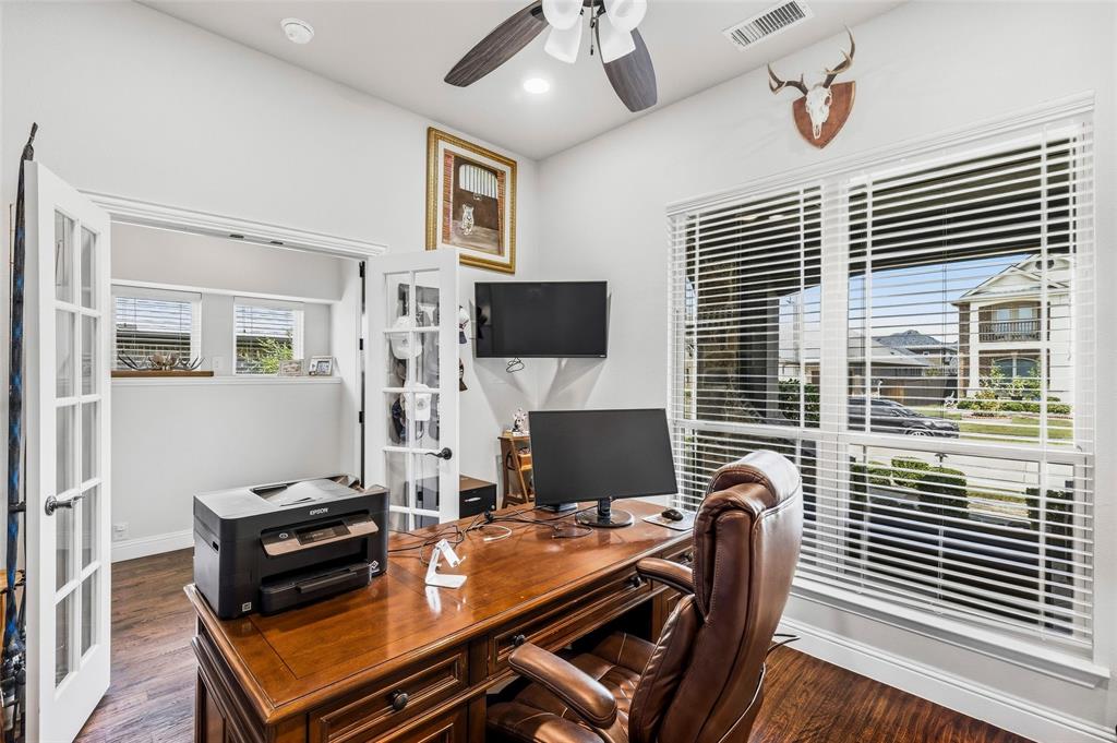 409 Milford Property Photo 11
