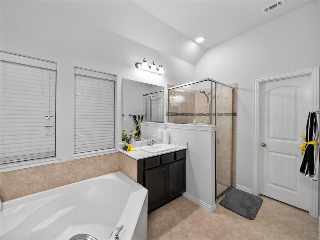 3017 Spring Creek Trail Property Photo 13
