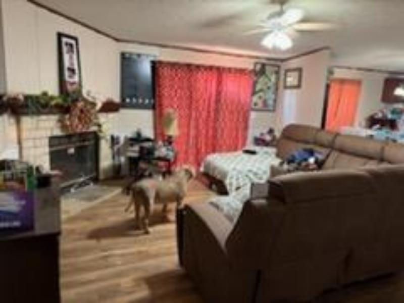 105 Seminole Street Property Photo 3