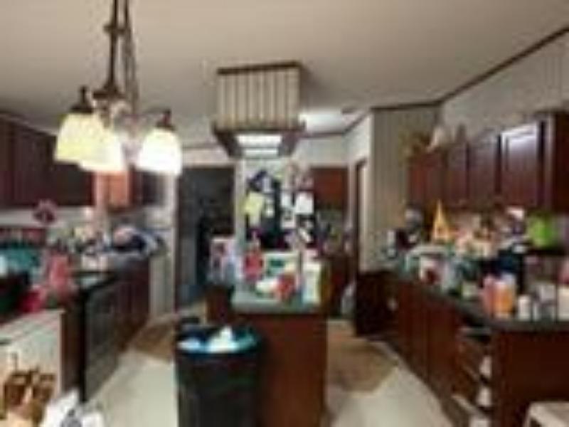 105 Seminole Street Property Photo 4