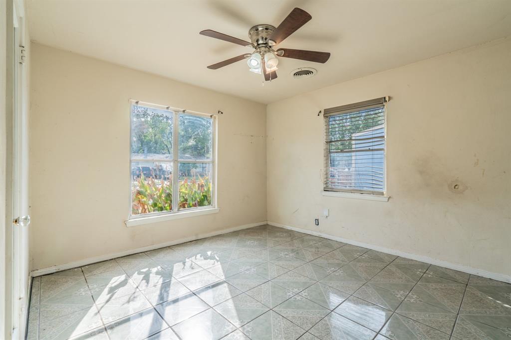 934 Indian Hills Drive Property Photo 10