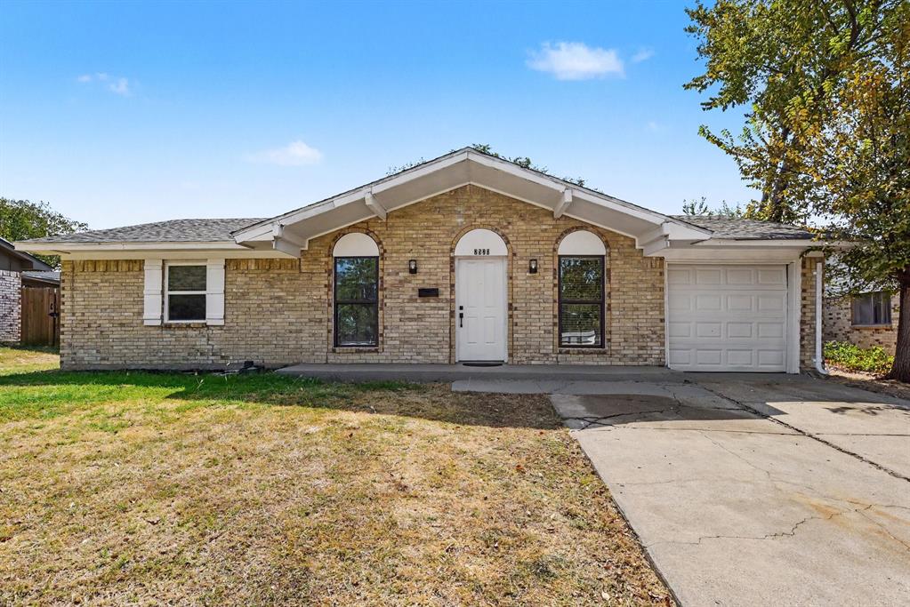 2520 Candleberry Drive Property Photo 1