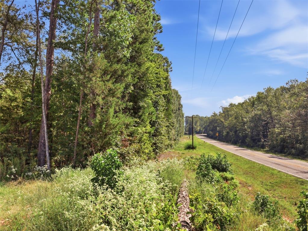 5015 Fm 49 Property Photo 2